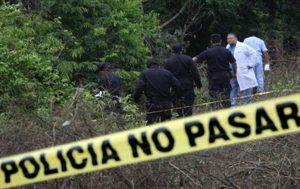 Murió electricista sexagenario arriba de un poste en una granja de Maracaibo