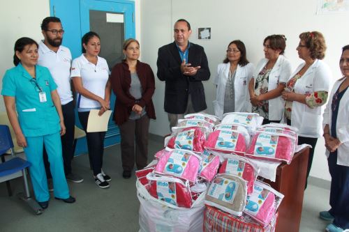 Venezolanos en Perú donan insumos médicos a Maternidad de Lima