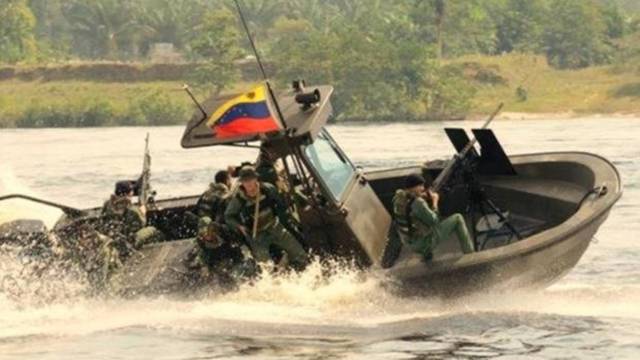 Guardacostas venezolanos patrullan las aguas frente a posibles delincuentes - FANB