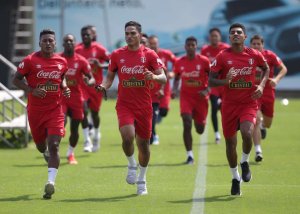 Selección de Perú empezó entrenamientos en Lima antes de partido con Escocia