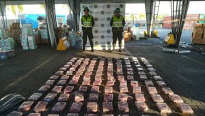 Incautan en Colombia 122 kilos de cocaína en pañales que iban para Guatemala