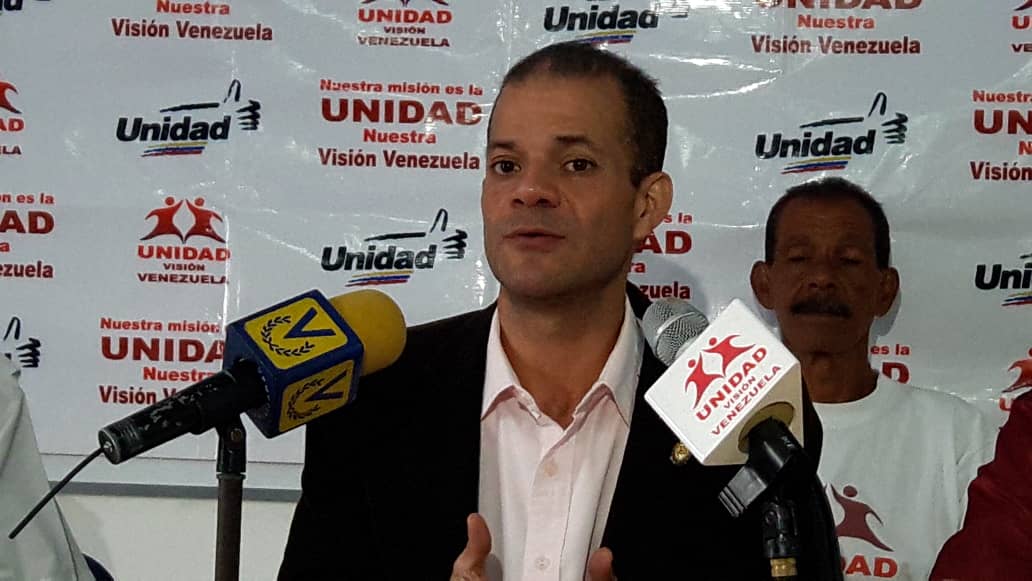 Diputado Omar Ávila propone potazo en apoyo al diario El Nacional