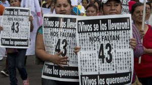 Ordenan nueva investigación sobre 43 estudiantes desaparecidos en México