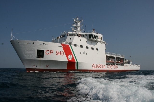 ONG española denuncia que Italia delega a Libia el rescate de mil migrantes