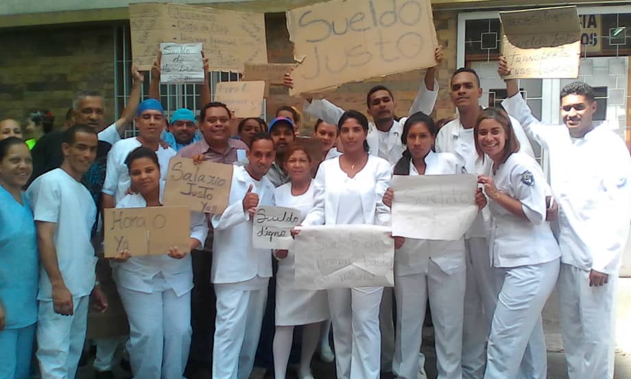 En el Hospital de San Cristóbal suspenden cirugías por falta de enfermeras (Fotos)