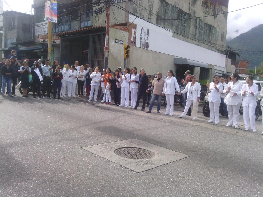 Personal del Hospital Universitario de Mérida protestan por salarios dignos #26Jun (fotos)
