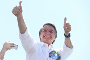Ataque a Bolsonaro en Brasil genera 808 mil mensajes en Twitter en dos horas