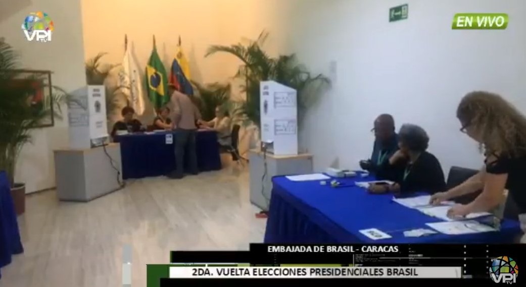 Brasileños que residen en Caracas ejercieron derecho al voto