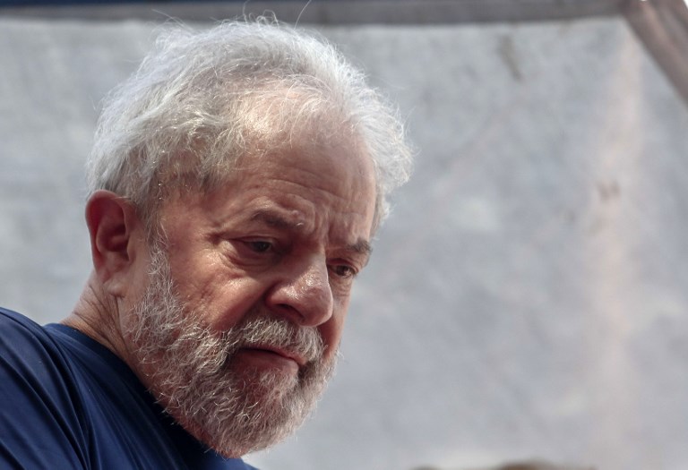 Justicia brasileña autoriza a Lula salir de prisión para ir a entierro de su nieto