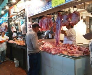 Carniceros de San Cristóbal no aguantan los precios regulados y amenazan con paro