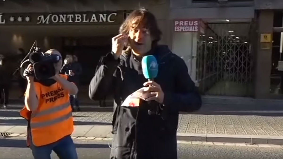 Periodista fue brutalmente agredido durante protesta de comandos separatistas en España (Video)