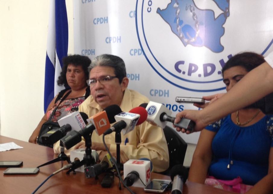 Denuncian golpiza a presos políticos por cantar el himno de Nicaragua desde la cárcel