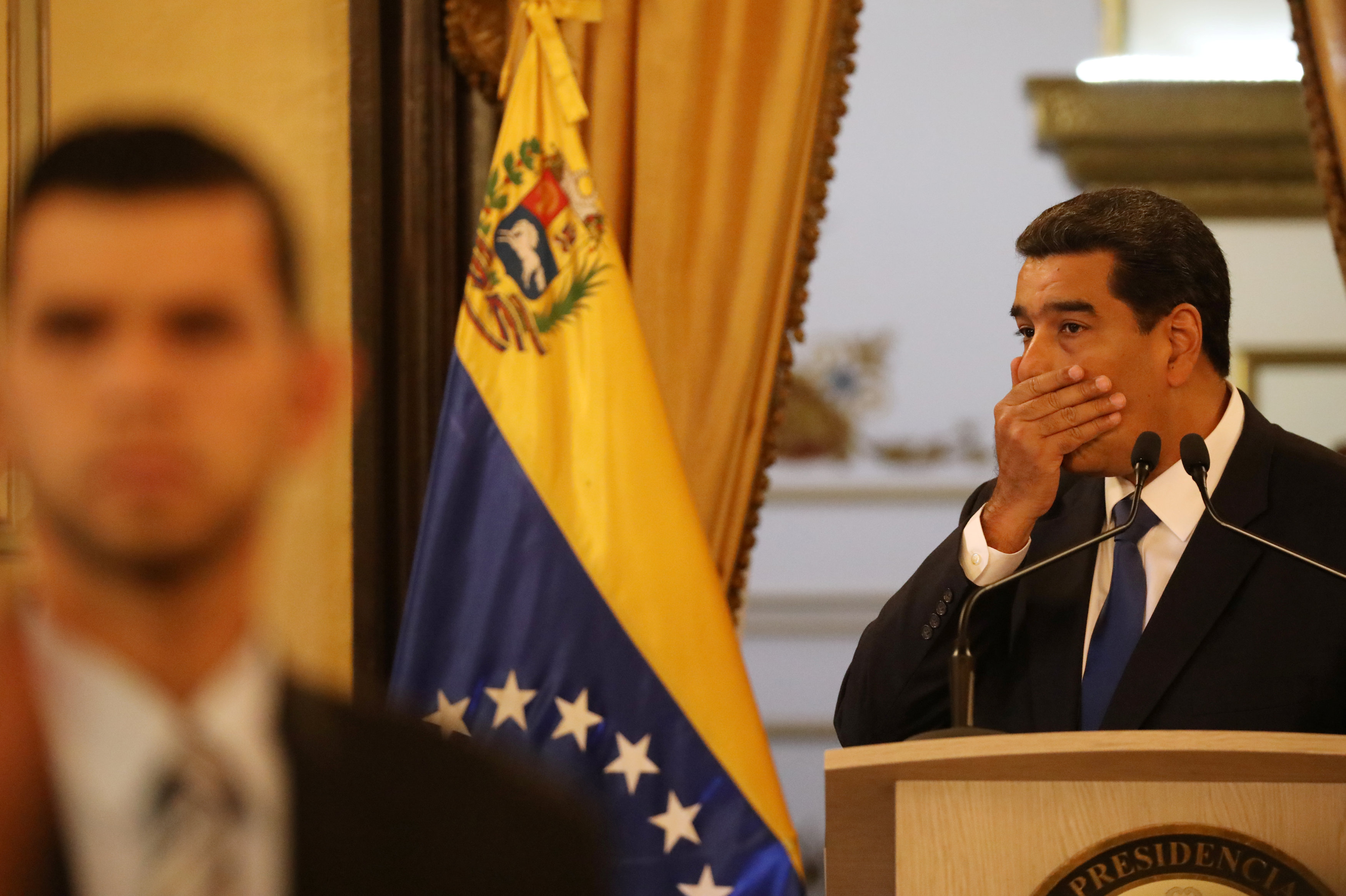 EEUU descartó negociación con el régimen, planean una “salida digna” para Maduro