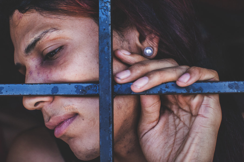 Con hacinamiento y en precarias condiciones sobreviven las mujeres en prisión