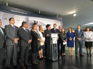 Senadores mexicanos piden a López Obrador reconocer a Juan Guaidó y apoyar la transición en Venezuela