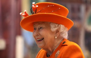 ¿La reina Isabel II le fue infiel a su marido? Buckingham enfurecido con la nueva temporada de la serie “The Crown”