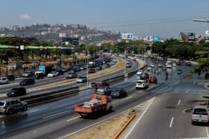 Reportaron al menos cuatro inocentes heridos por balas perdidas en la autopista Francisco Fajardo