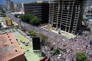 Guaidó echó a andar la escalada de presión definitiva para sacar a Maduro del poder