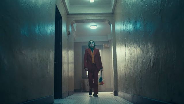 Warner estrena el majestuoso, épico y sublime primer tráiler de “El Joker” interpretado por Joaquin Phoenix