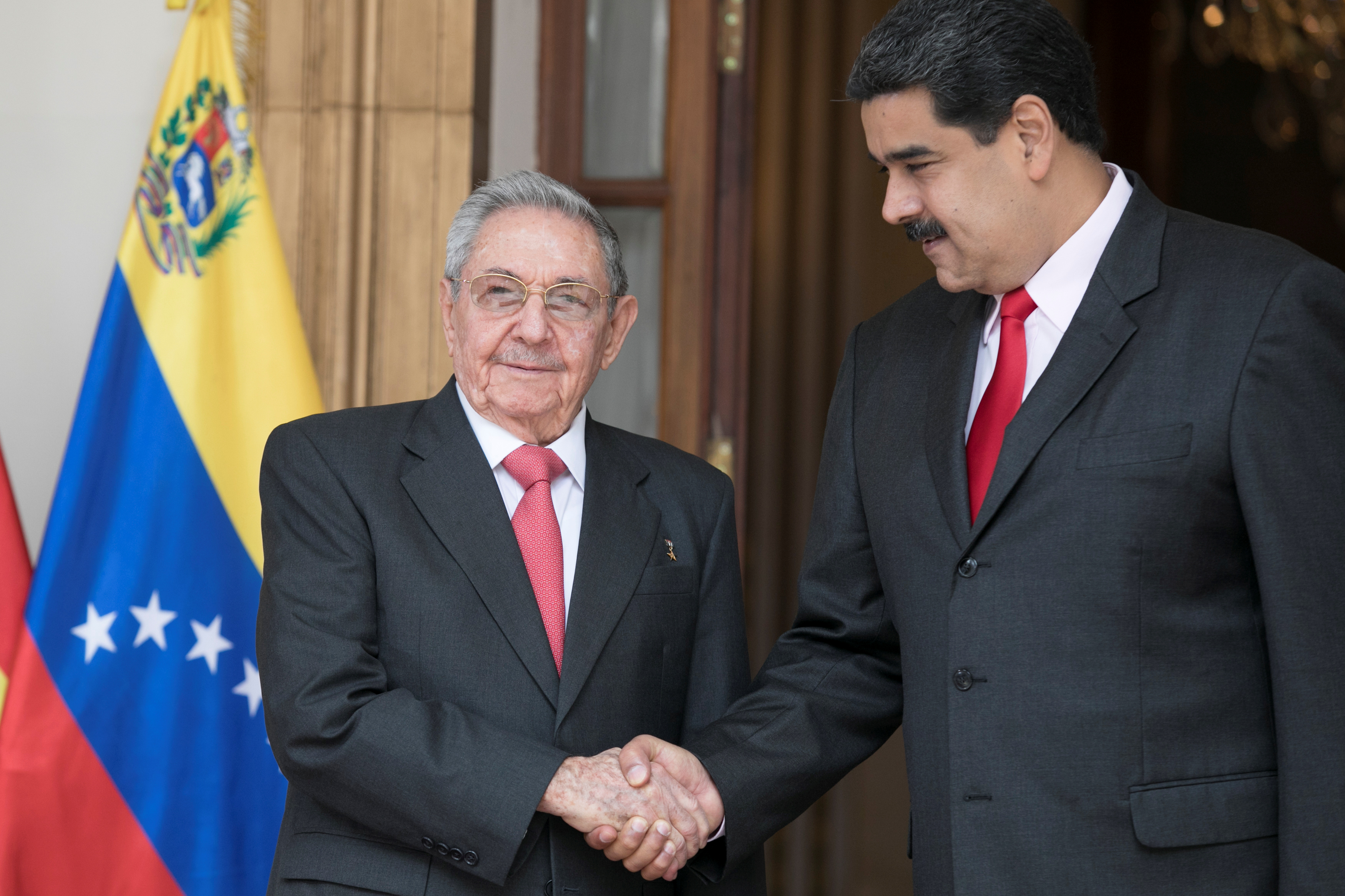 Primer Informe: Maduro borró de un plumazo $3,000 millones de deuda de Cuba con Venezuela