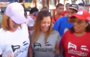 ¡Hace poquito! La vez que Gigi Zanchetta bailó los jingles plagiados del PSUV y presumía los ojitos de Chávez (VIDEO)