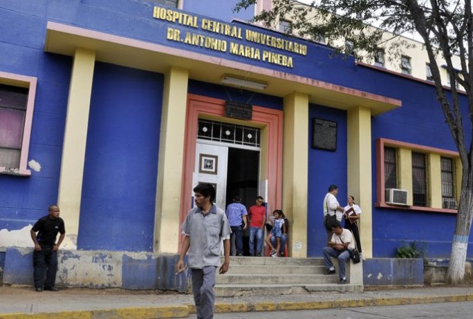 En Lara, pacientes trasplantados son amedrentados por colectivos tras exigir medicamentos #2Mar (video)