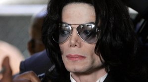 Nuevo documental revela inéditos y escalofriantes detalles del cuerpo de Michael Jackson