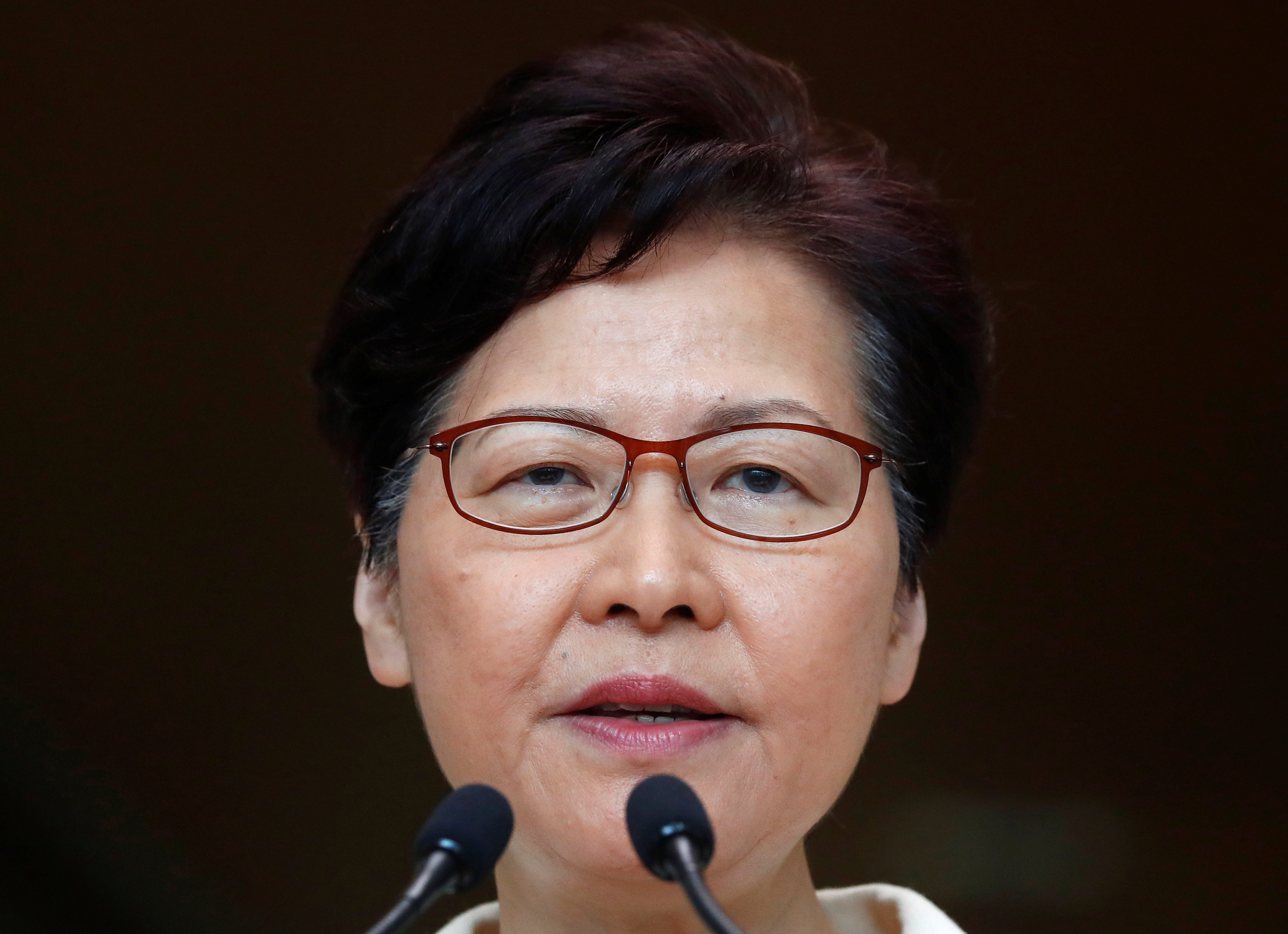 El Gobierno de Hong Kong anuncia el aplazamiento de las elecciones legislativas