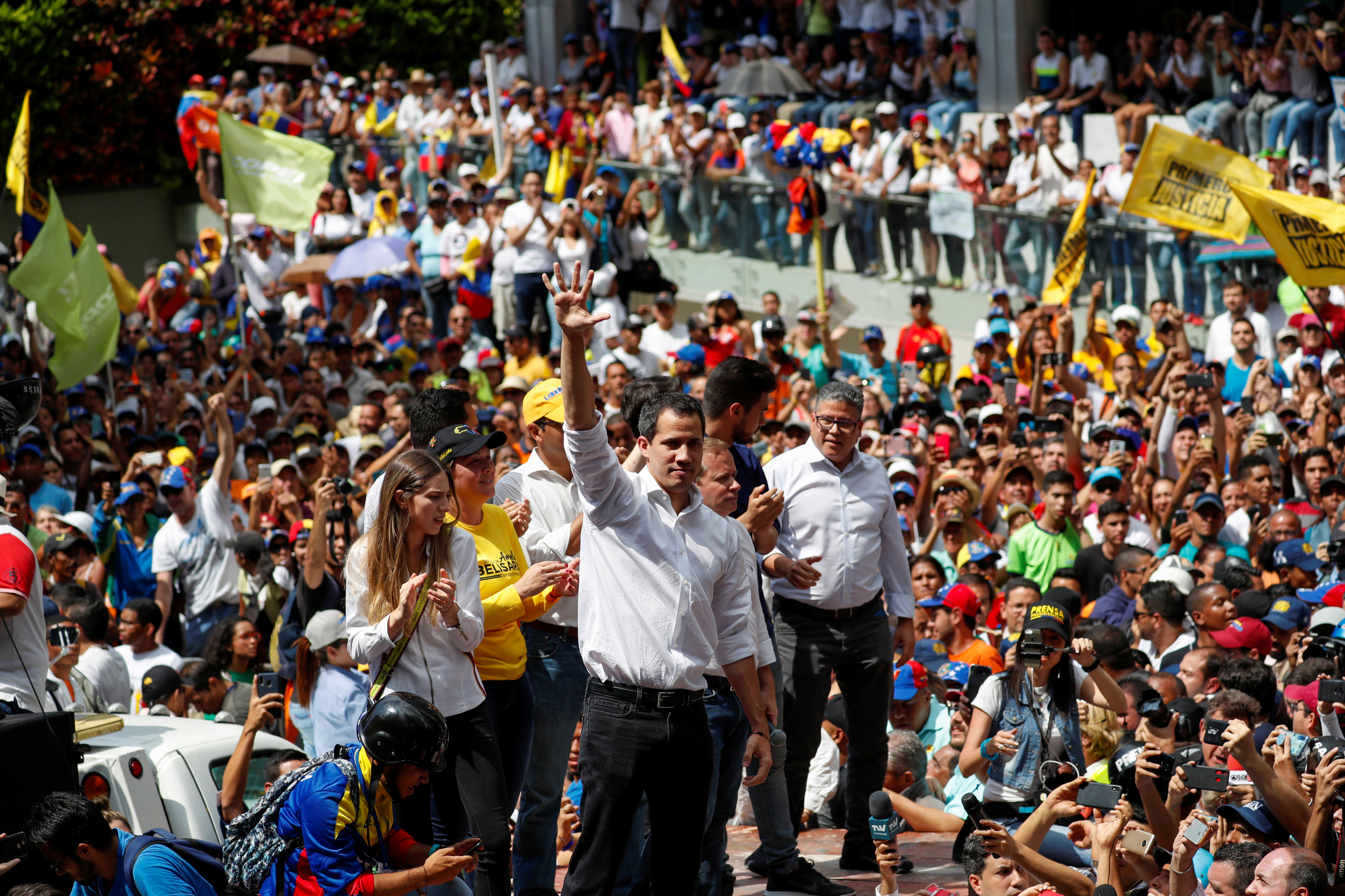 Ante protestas generalizadas, Guaidó afirmó que Venezuela no se va a acostumbrar a la tragedia