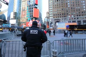 Aumentan la seguridad en Times Square tras amenaza que se difundió por redes sociales