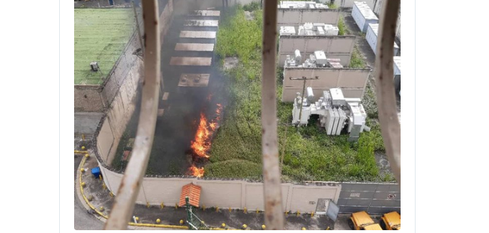 Reportan incendio en la subestación eléctrica de Los Ruices (FOTO)