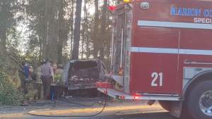 Un hombre de Belleview muere intentando salvar la vida de una mujer después de que su auto se incendió