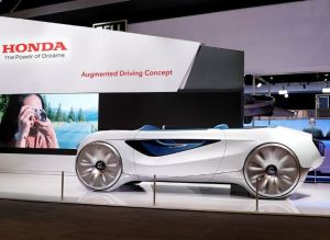 La forma en que Honda reinventó el volante para transformarlo en un elemento futurista (Fotos)