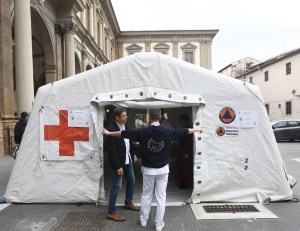 El Ejército italiano llega a “zona roja” afectada por el coronavirus