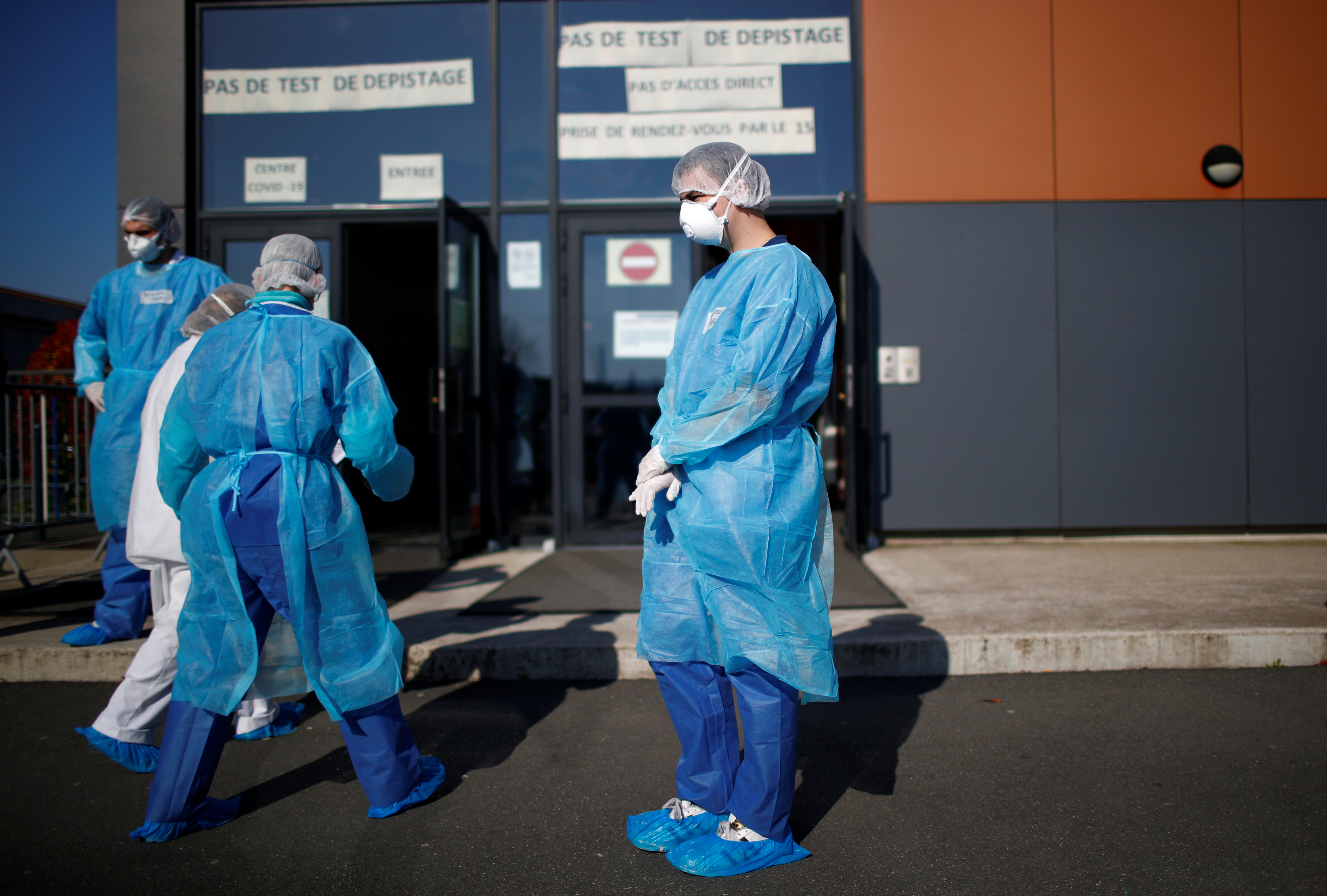 Francia supera los 10.000 muertos por coronavirus
