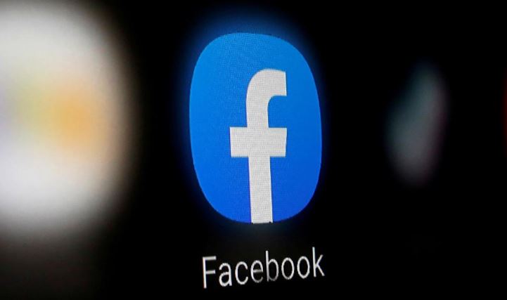 Facebook batalla contra la desinformación mientras su uso se dispara en tiempos de aislamiento