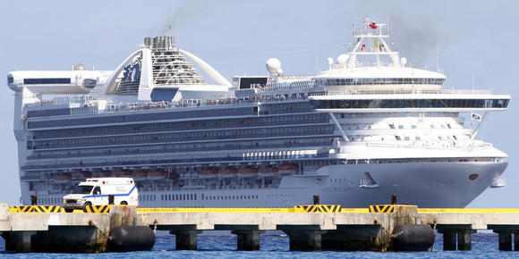 Un crucero en California es retenido por presuntos casos de coronavirus