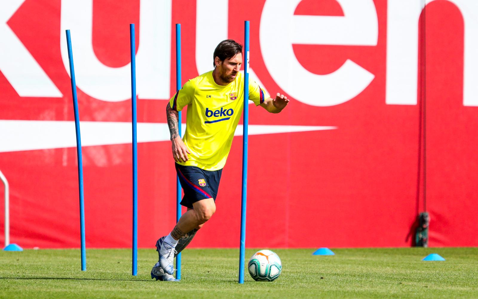 Messi vuelve a entrenar con el grupo y apunta a Mallorca
