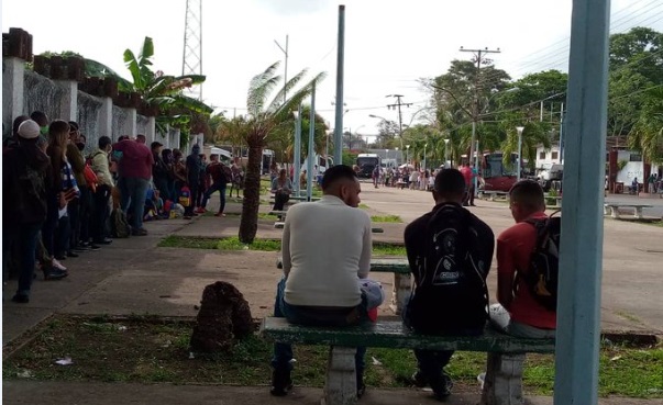 El transporte público se convirtió en una odisea para los monaguenses #29May (Foto)