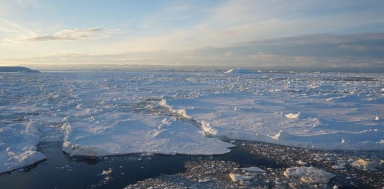 Desapareció un área de hielo antártico del tamaño España y Francia juntas: Qué fue lo que pasó