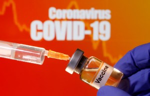 Sanofi y GSK prometen 60 millones de vacunas contra el Covid-19 al Reino Unido