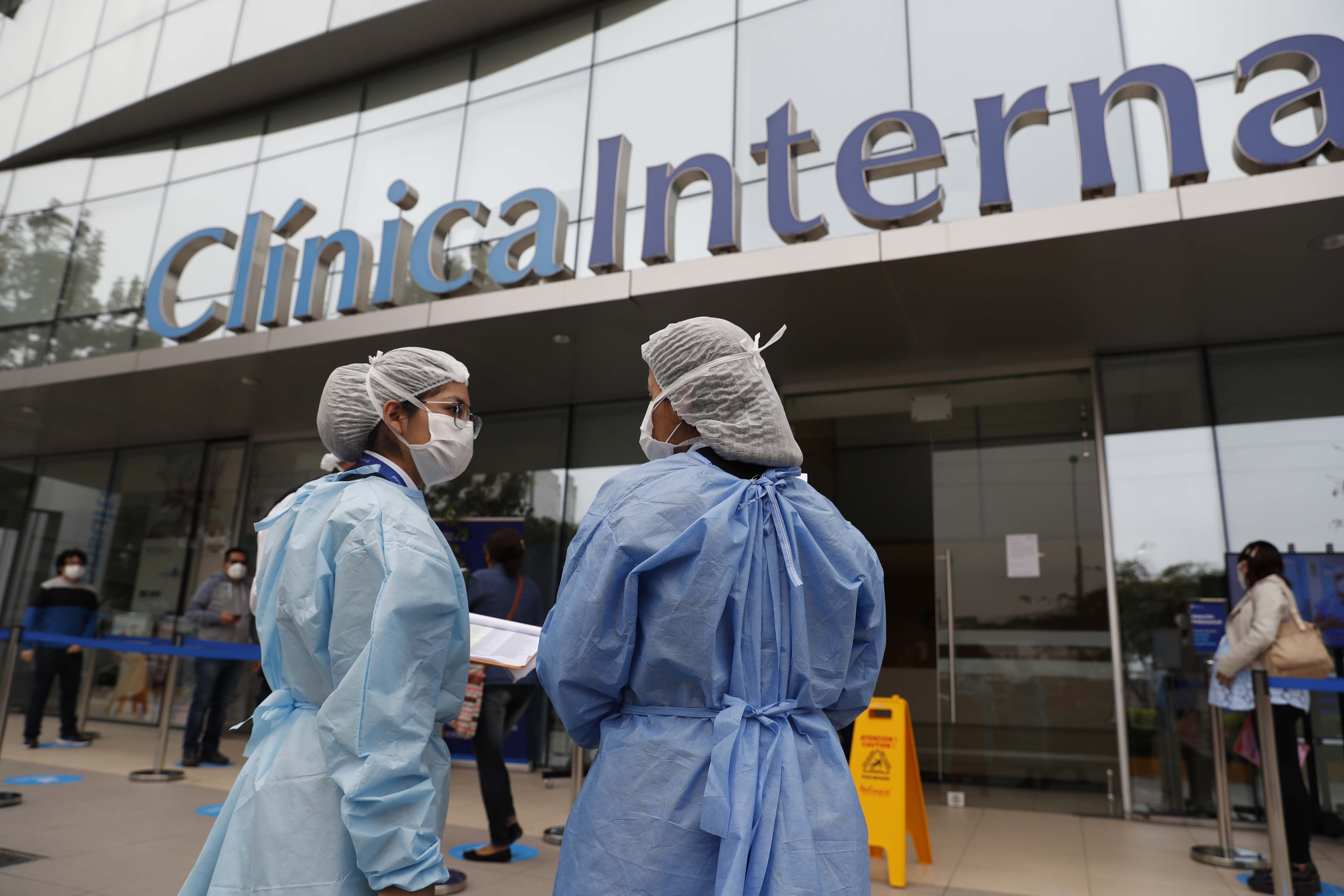 Perú suspende vuelos desde Europa por variante del coronavirus