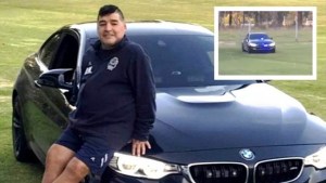 El último exceso del Maradona “anti-imperialista”: Pasear en un BMW con sirena y luces de policía (VIDEO)