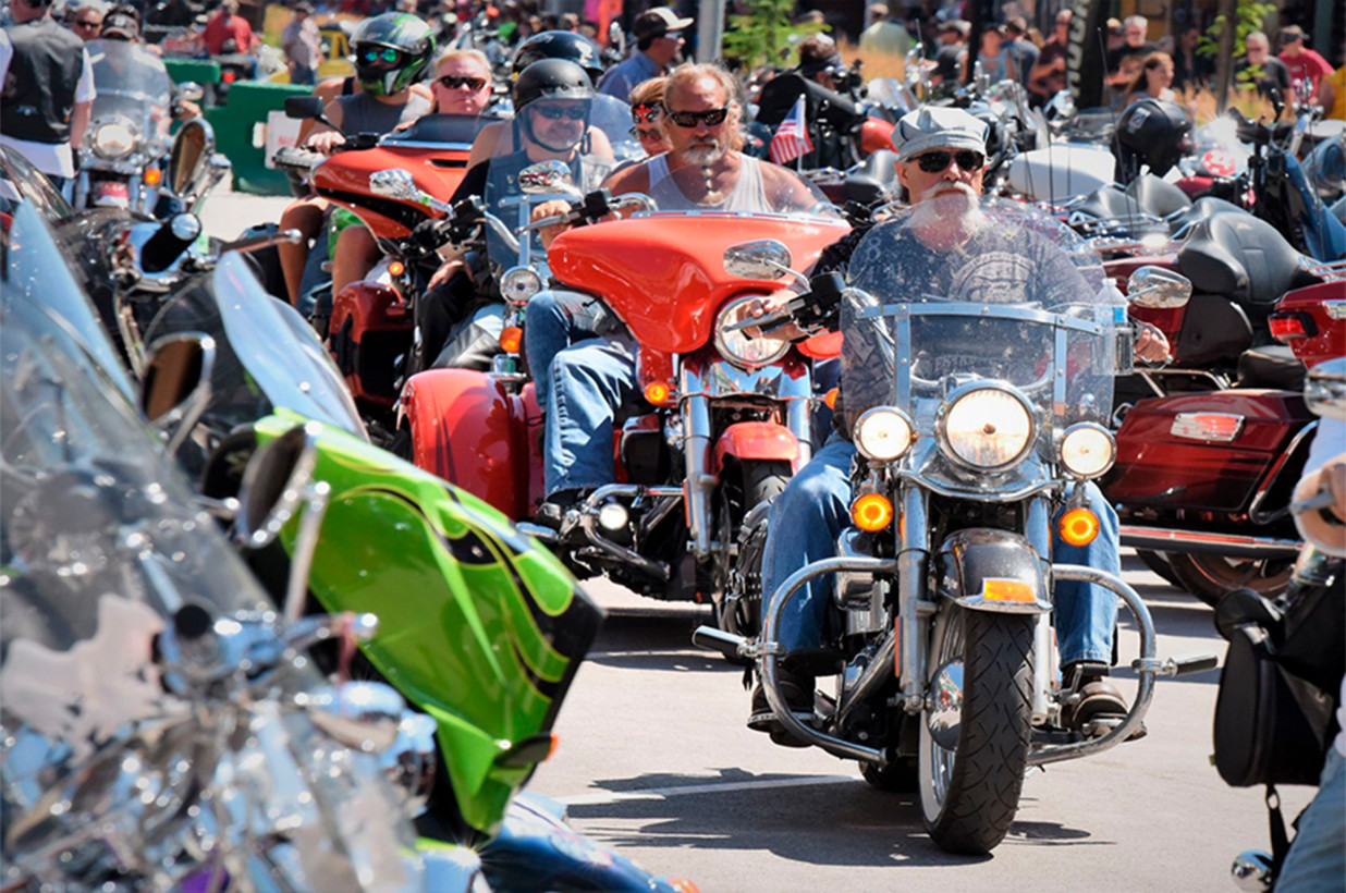 Se espera que el rally de motocicletas Sturgis atraiga a 250,000 turistas a Dakota del Sur en medio de una pandemia