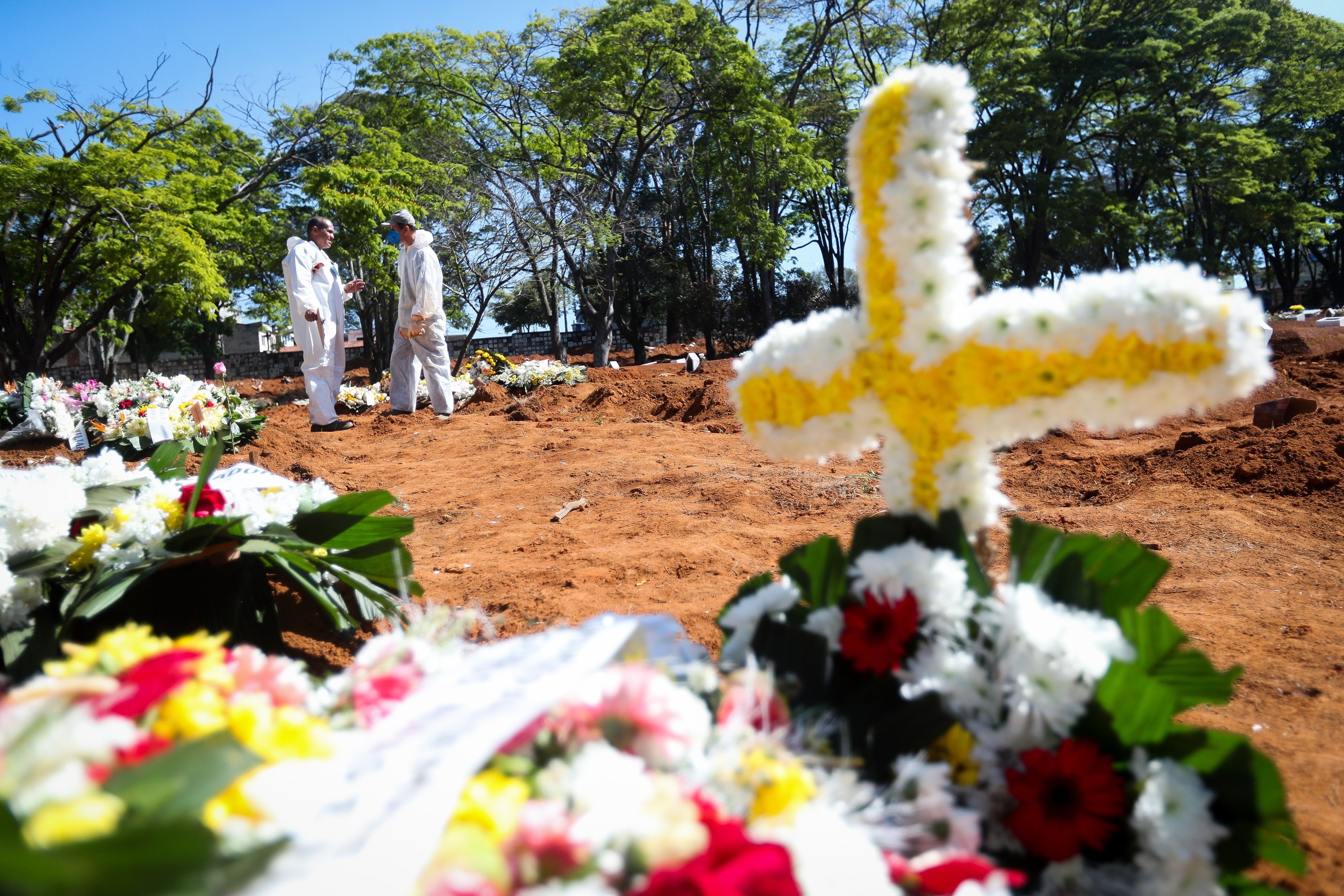 Brasil supera las 175.000 muertes por Covid-19