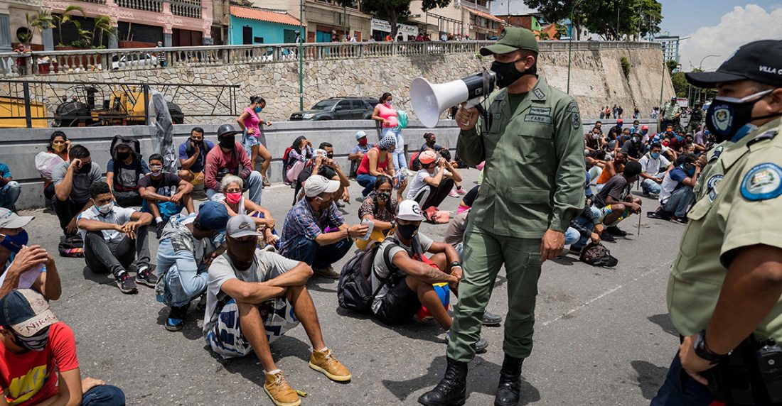 El chavismo sale a la caza de venezolanos “sospechosos” de tener coronavirus