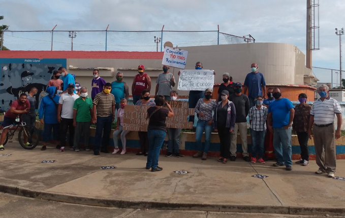 Vecinos de Cabimas protestan por fallas en el servicio eléctrico #18Ago
