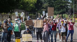 De punta a punta, guayaneses protestaron por el derecho a acceder al agua potable