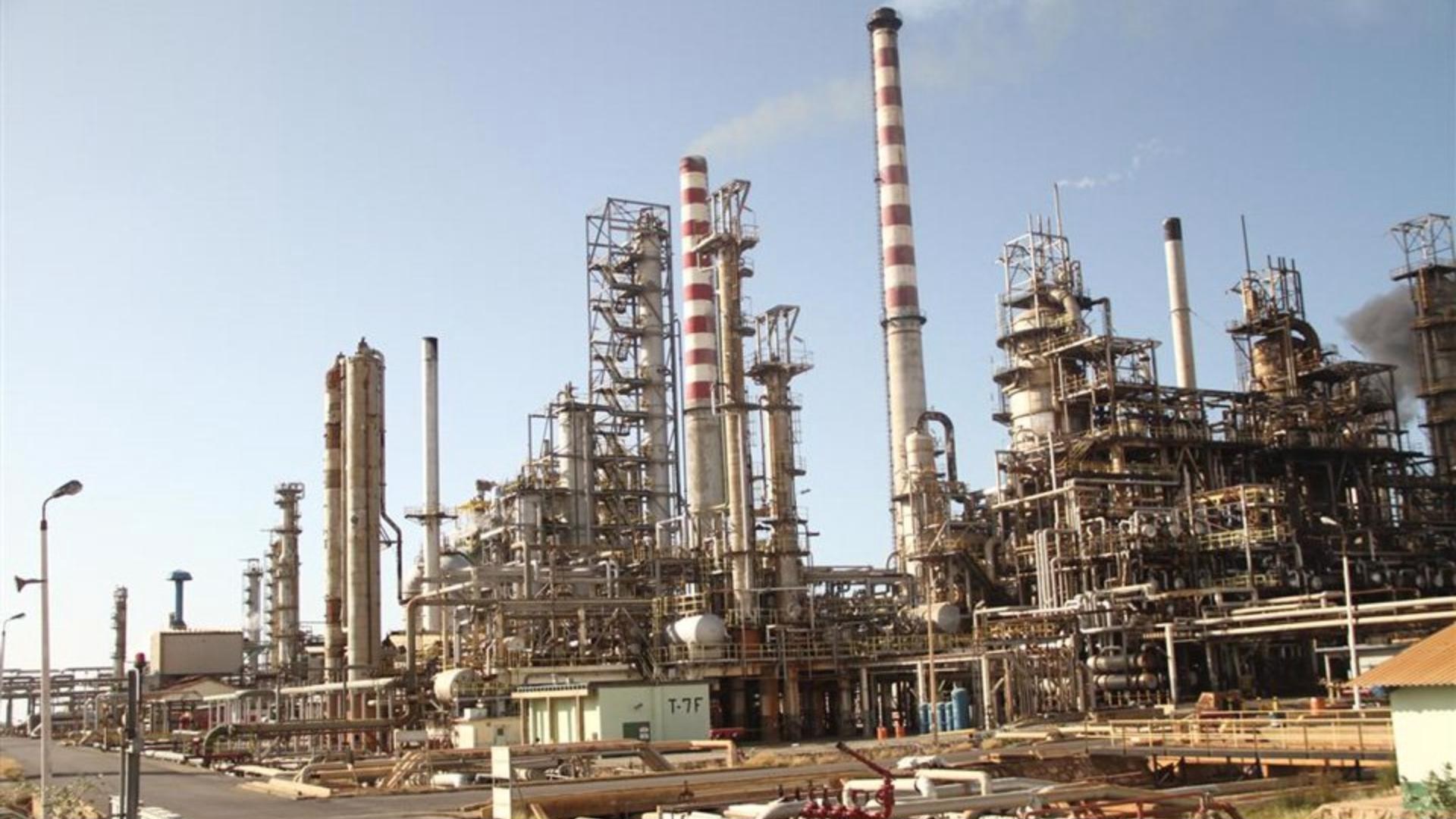 Pdvsa reinició unidad de destilación al vacío en refinería Cardón