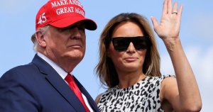 “Melania está contando cada minuto para divorciarse de Trump”, según una ex asistente de la Casa Blanca